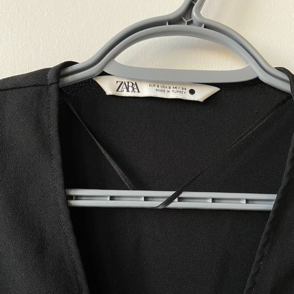 Zara Buttoned V Neck Balloon Sleeve Dress - Picture 3 of 7